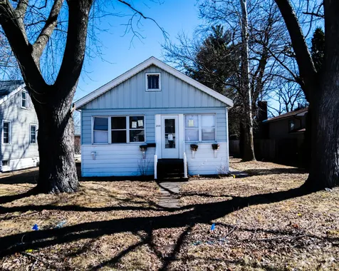 2531 28TH Street Rock Island IL 61201