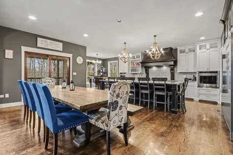 21433 South Wooded Cove Drive Elwood IL 60421