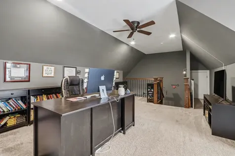 21433 South Wooded Cove Drive Elwood IL 60421