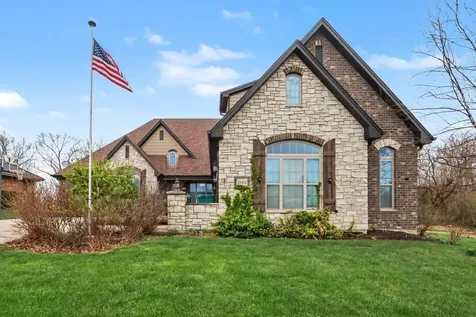21433 South Wooded Cove Drive Elwood IL 60421