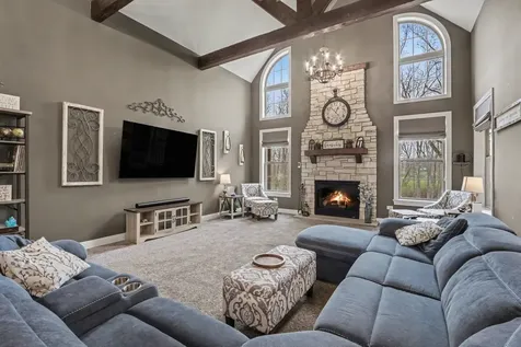 21433 South Wooded Cove Drive Elwood IL 60421