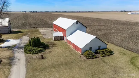 983 Council Road Somonauk IL 60552