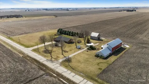 983 Council Road Somonauk IL 60552