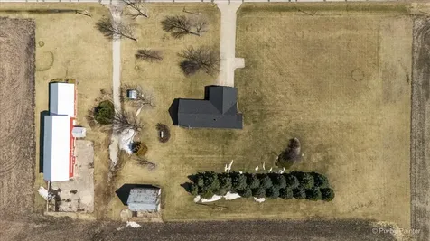 983 Council Road Somonauk IL 60552