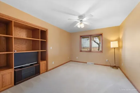983 Council Road Somonauk IL 60552
