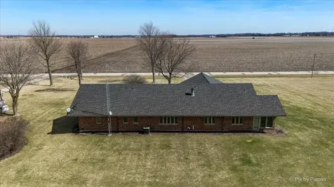 983 Council Road Somonauk IL 60552