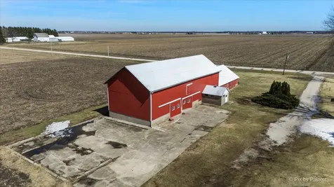 983 Council Road Somonauk IL 60552