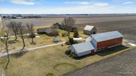 983 Council Road Somonauk IL 60552