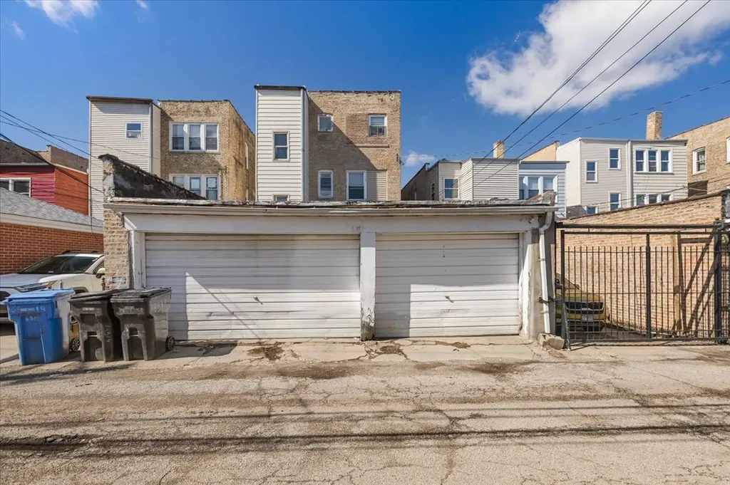 6319 North Claremont Avenue Chicago IL 60659