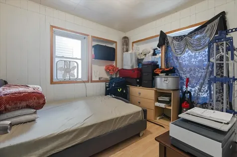 6319 North Claremont Avenue Chicago IL 60659