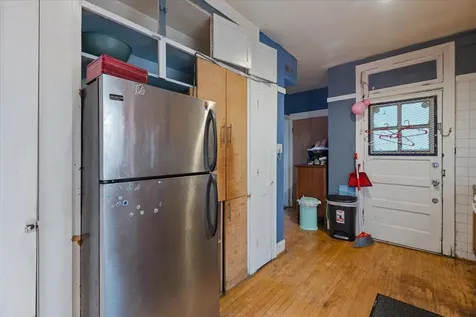 6319 North Claremont Avenue Chicago IL 60659