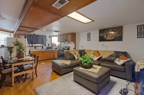 6319 North Claremont Avenue Chicago IL 60659
