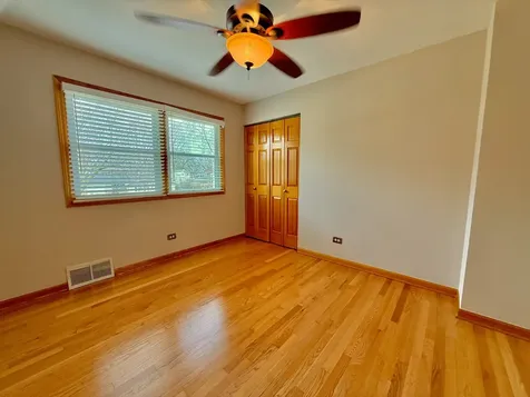 1403 South Birch Drive Mount Prospect IL 60056
