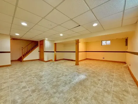 1403 South Birch Drive Mount Prospect IL 60056
