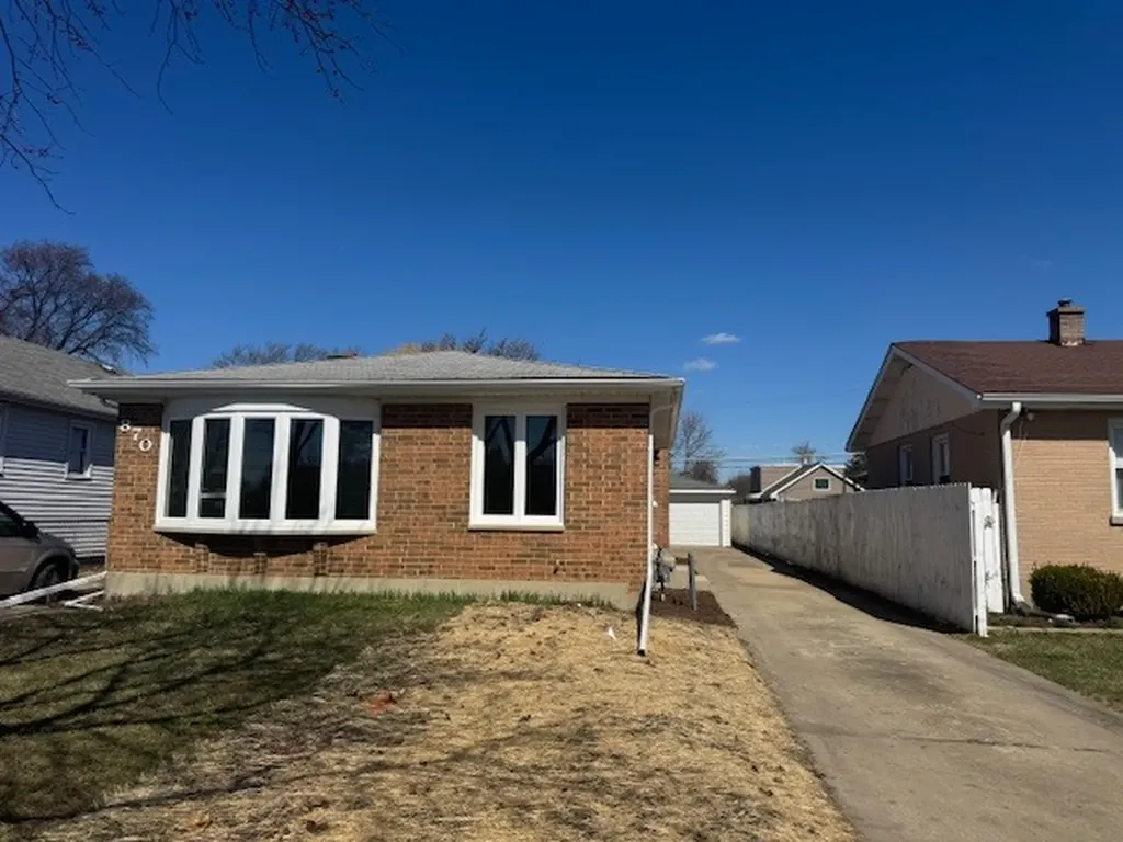 870 East Thacker Street Des Plaines IL 60016