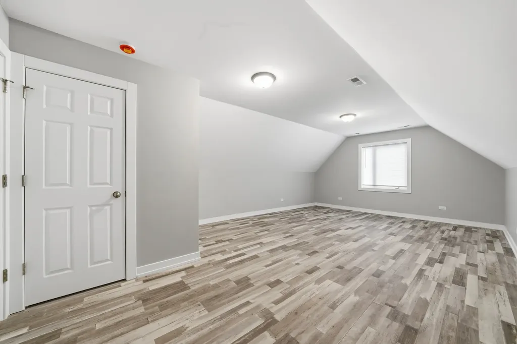 8839 South Colfax Avenue Chicago IL 60617