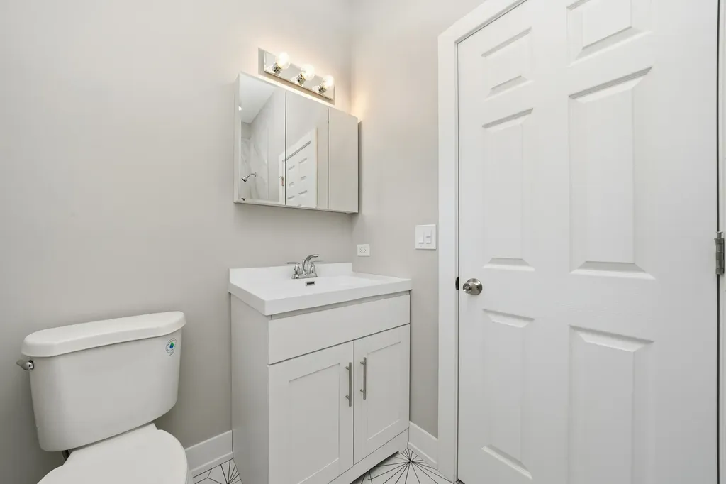 8839 South Colfax Avenue Chicago IL 60617