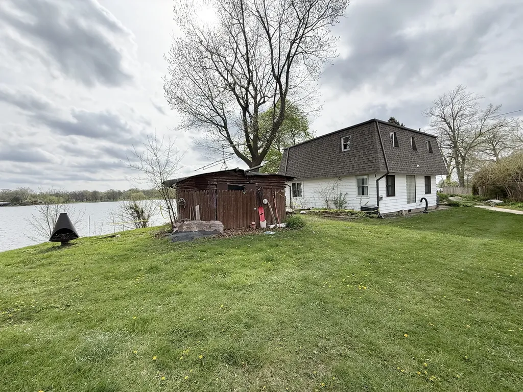 33498 North Lake Shore Drive Grayslake IL 60030