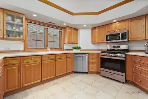37108 North Kimberwick Lane Wadsworth IL 60083