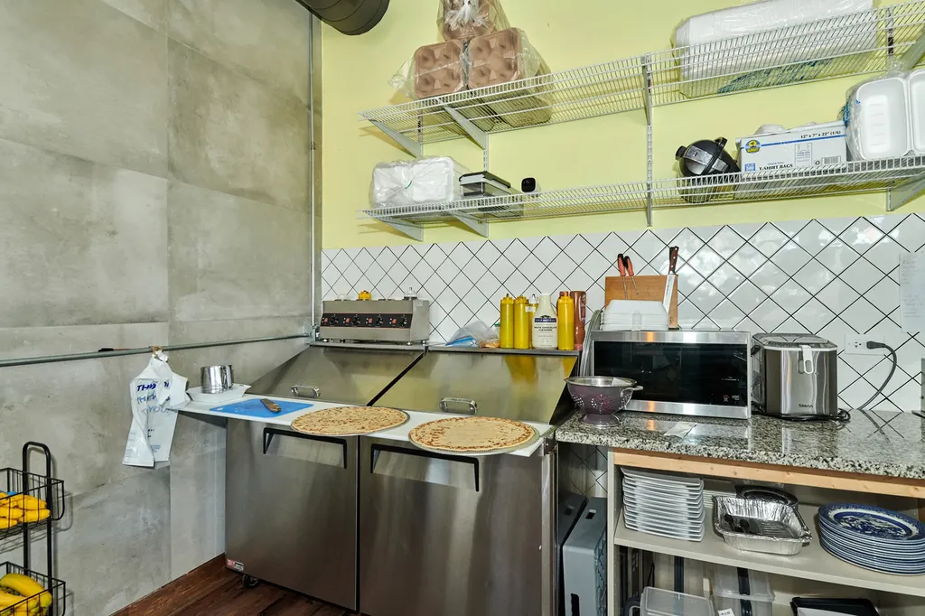 2607 West Peterson Avenue Chicago IL 60659