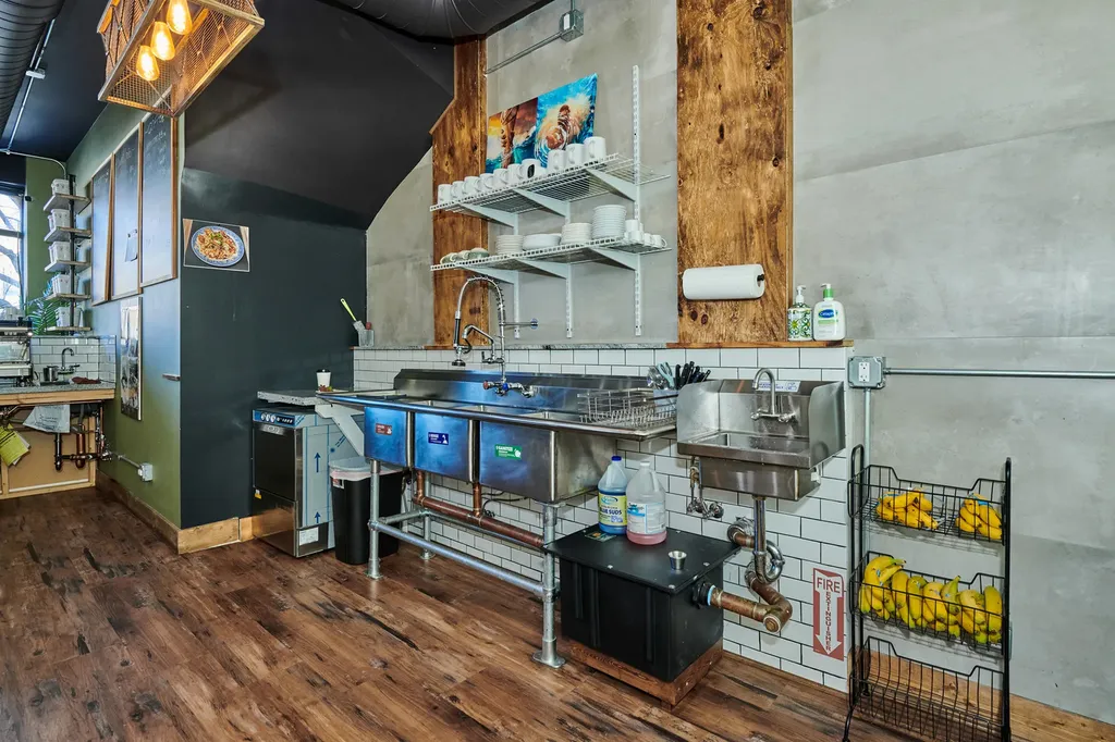 2607 West Peterson Avenue Chicago IL 60659