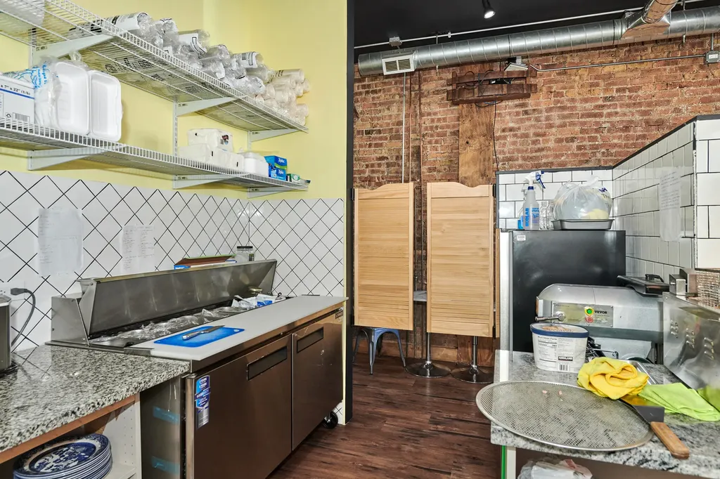 2607 West Peterson Avenue Chicago IL 60659