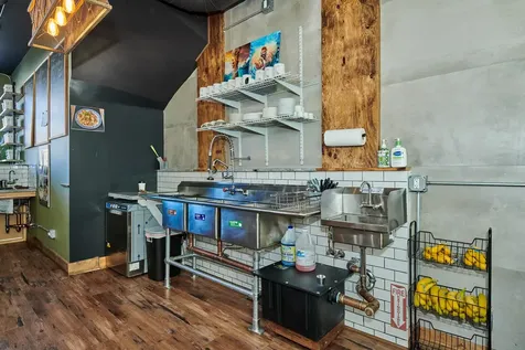 2607 West Peterson Avenue Chicago IL 60659
