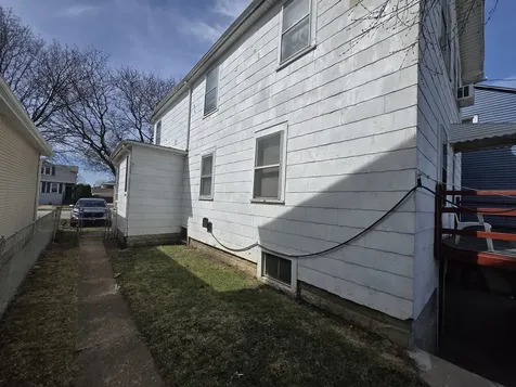 2531 North 75th Avenue Elmwood Park IL 60707