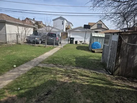 2531 North 75th Avenue Elmwood Park IL 60707
