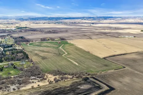 000 Mccauley Road Woodstock IL 60098
