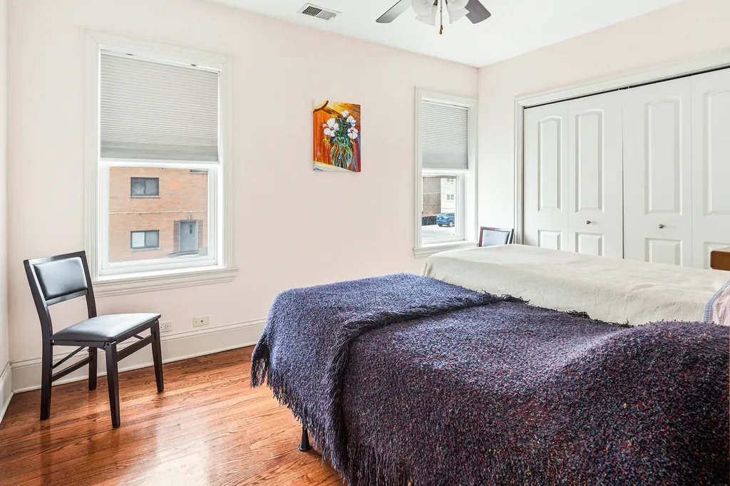 2656 West Lunt Avenue Chicago IL 60645