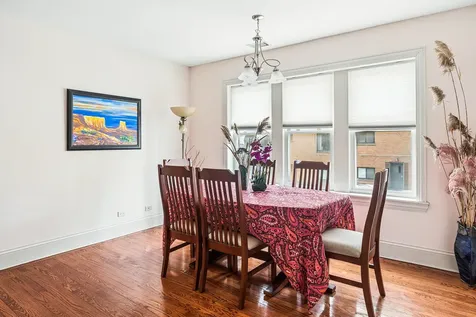 2656 West Lunt Avenue Chicago IL 60645