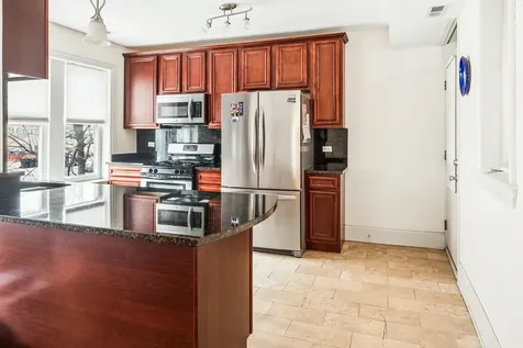2656 West Lunt Avenue Chicago IL 60645