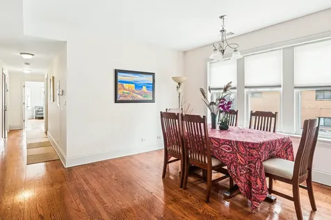 2656 West Lunt Avenue Chicago IL 60645