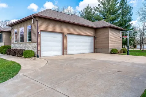 3404 77TH Street Court Moline IL 61265