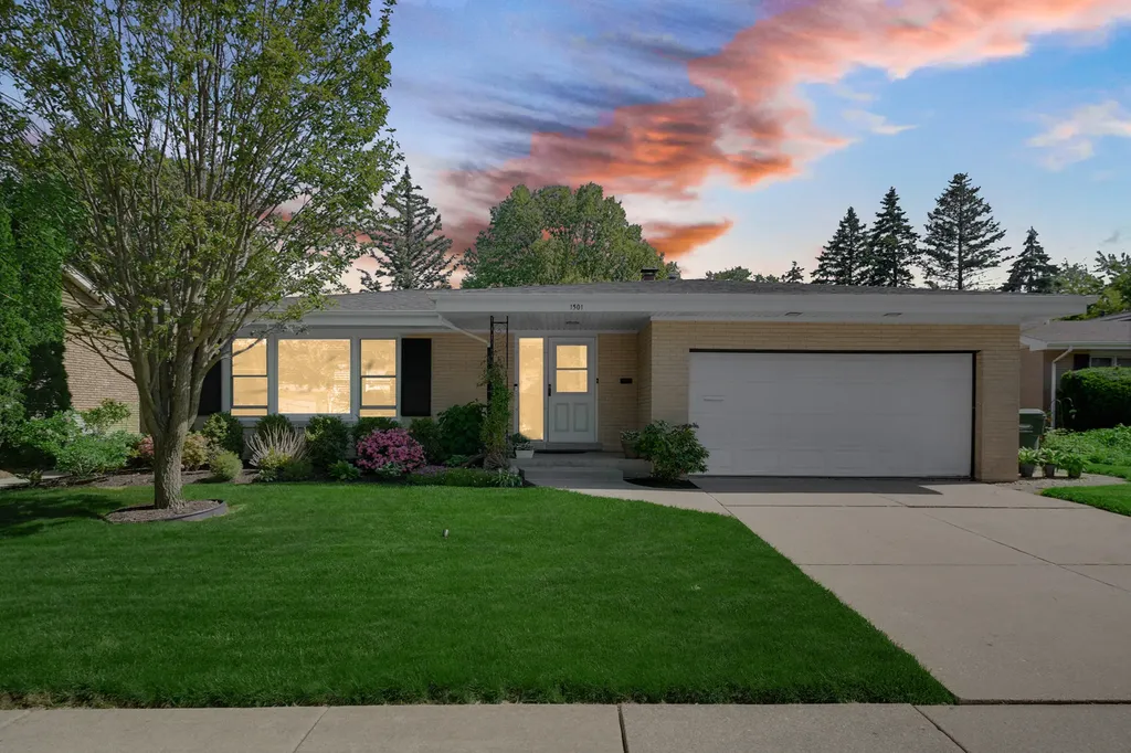 1501 Carson Court Homewood IL 60430