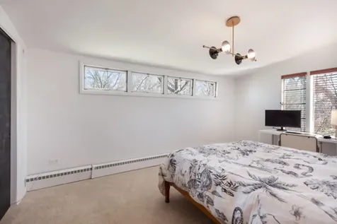 51 Wilcox Avenue Elgin IL 60123