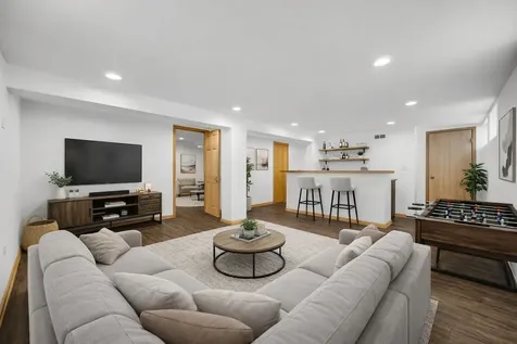 18842 Morgan Street Homewood IL 60430