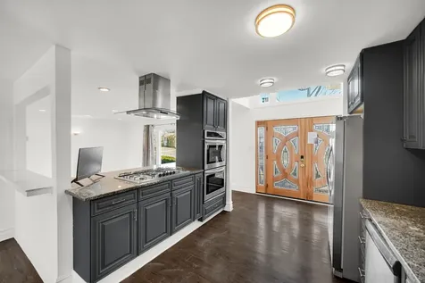 18842 Morgan Street Homewood IL 60430