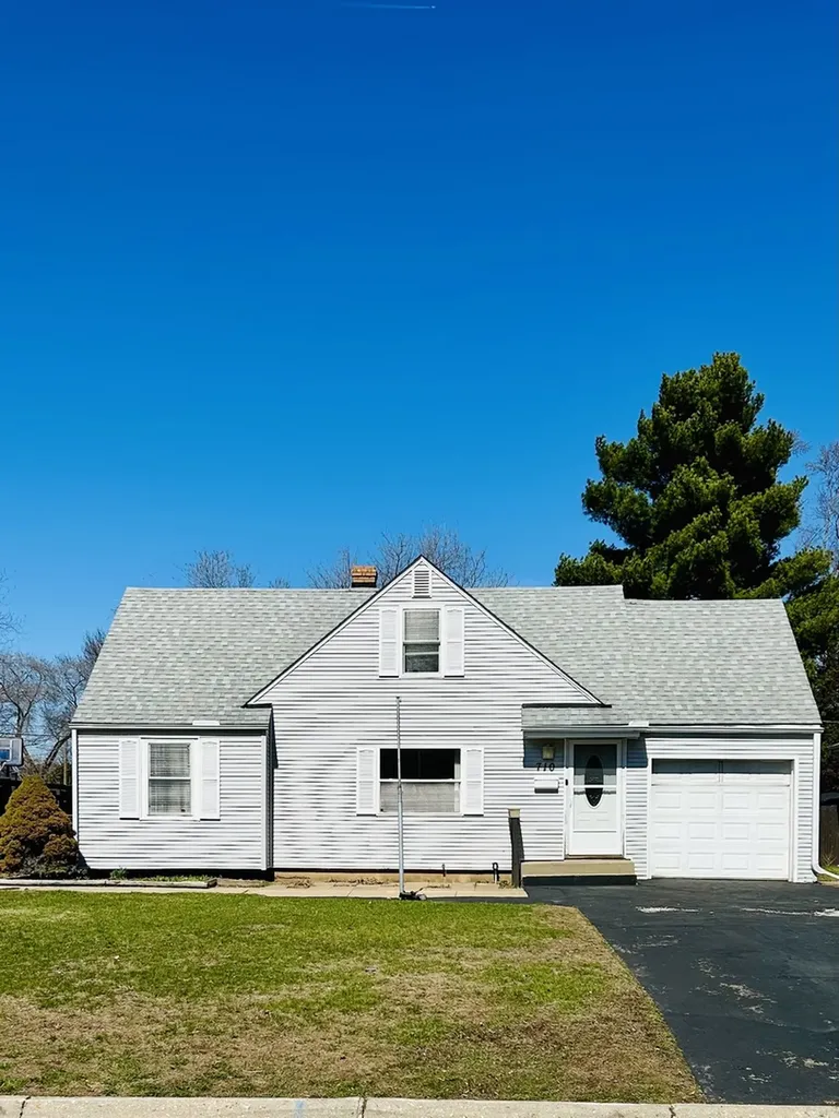 710 Sheridan Drive Loves Park IL 61111