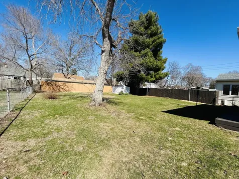 710 Sheridan Drive Loves Park IL 61111