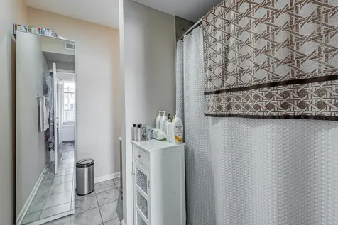 2919 South Keeley Street Chicago IL 60608