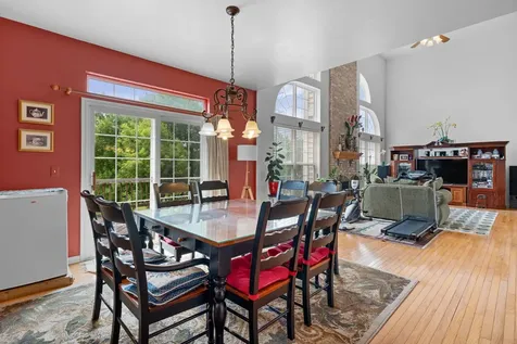 529 Nunda Trail Crystal Lake IL 60012
