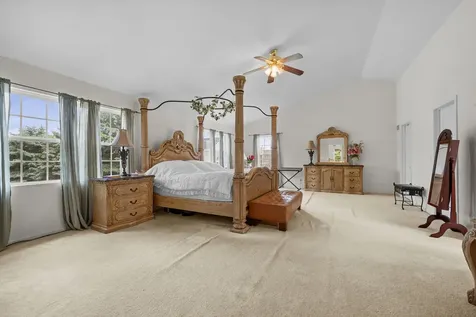 529 Nunda Trail Crystal Lake IL 60012