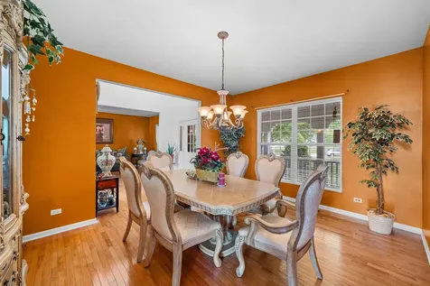529 Nunda Trail Crystal Lake IL 60012