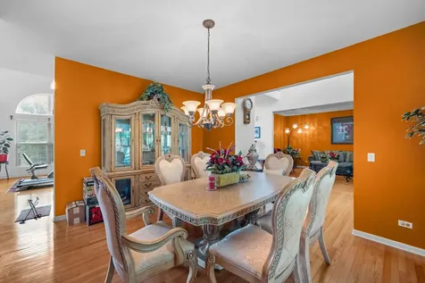 529 Nunda Trail Crystal Lake IL 60012
