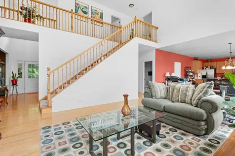 529 Nunda Trail Crystal Lake IL 60012