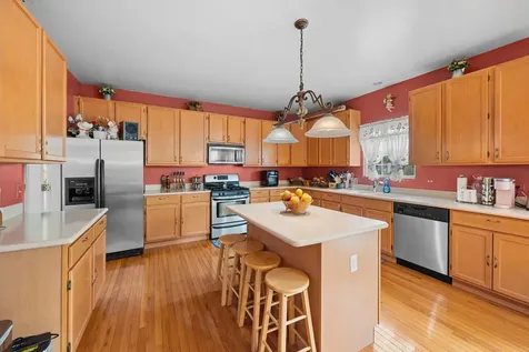 529 Nunda Trail Crystal Lake IL 60012