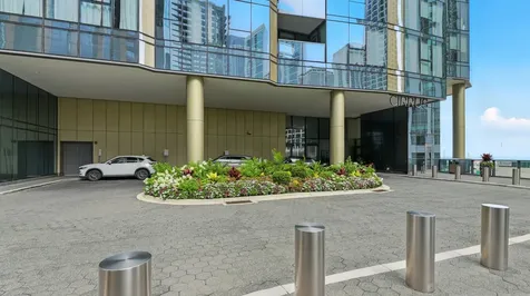 211 North Harbor Drive Chicago IL 60601