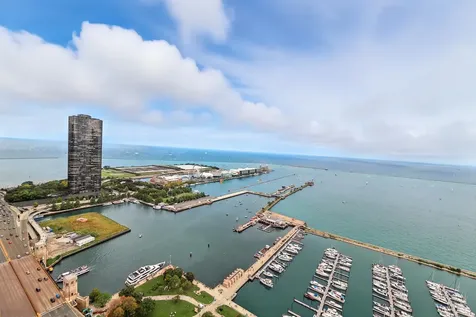 211 North Harbor Drive Chicago IL 60601